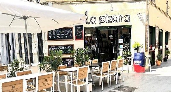 La Pizzara - Dynamisch menu, elk drankje een Tapa, in de wijk Ruzafa