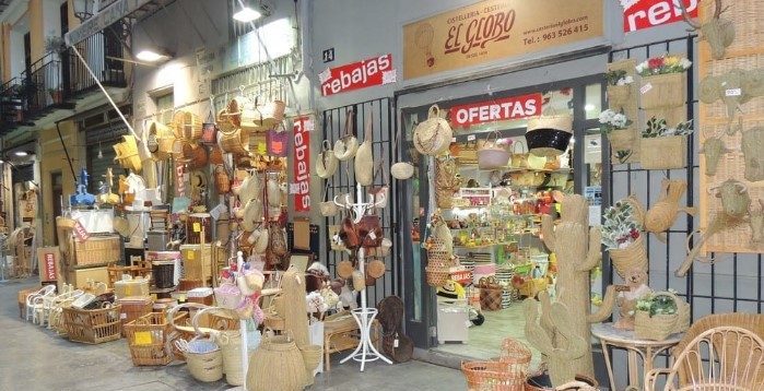 Calle Músico Peydró - Winkels met handgemaakte manden